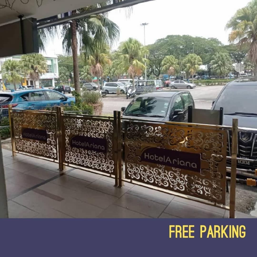 Golden Leaf Boutique Hotel Nusa Idaman Formerly Known As Ariana Hotel Johor Bahru Bagian luar foto