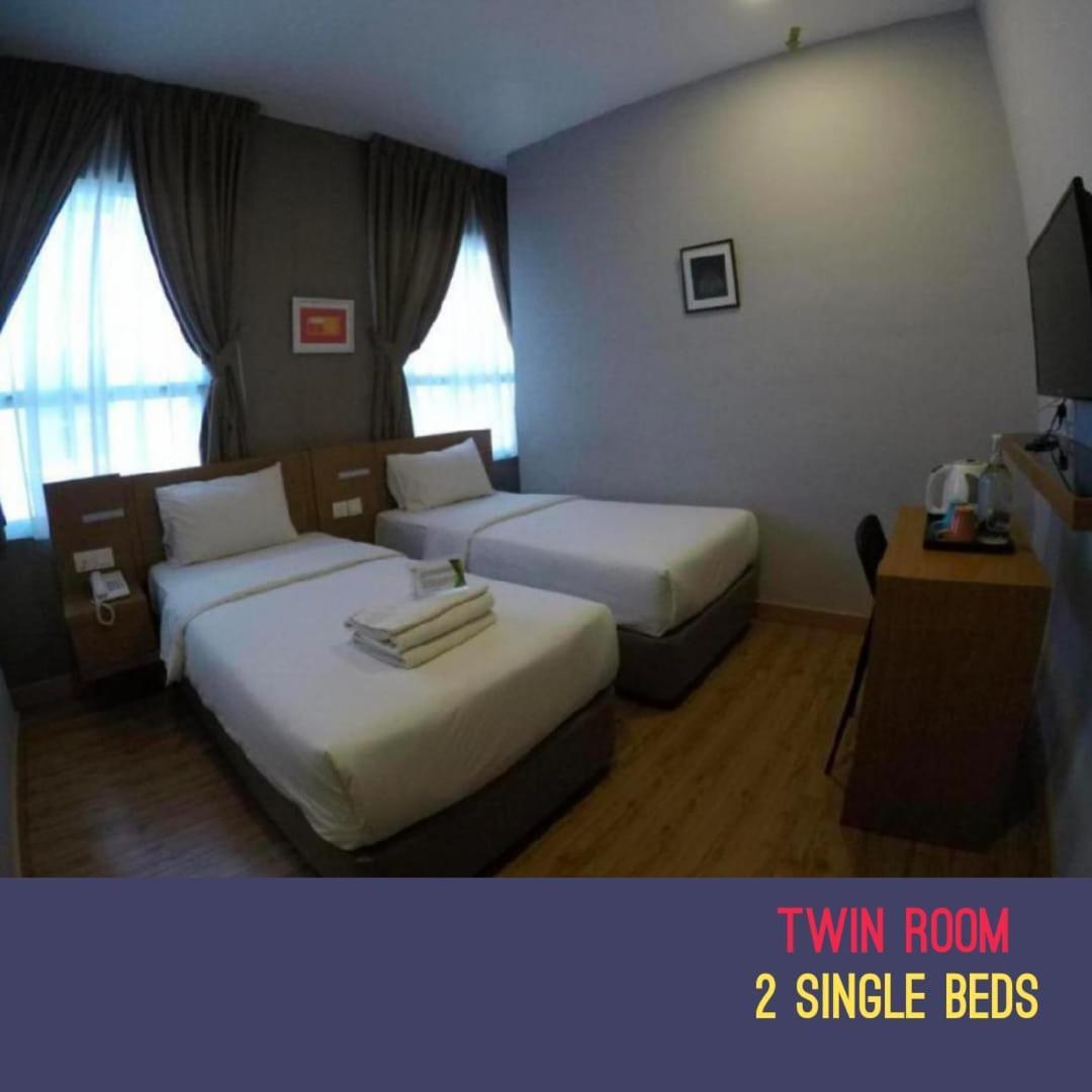 Golden Leaf Boutique Hotel Nusa Idaman Formerly Known As Ariana Hotel Johor Bahru Bagian luar foto