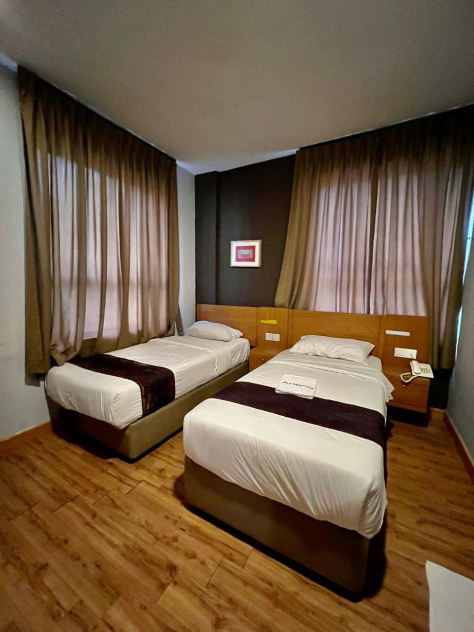 Golden Leaf Boutique Hotel Nusa Idaman Formerly Known As Ariana Hotel Johor Bahru Bagian luar foto
