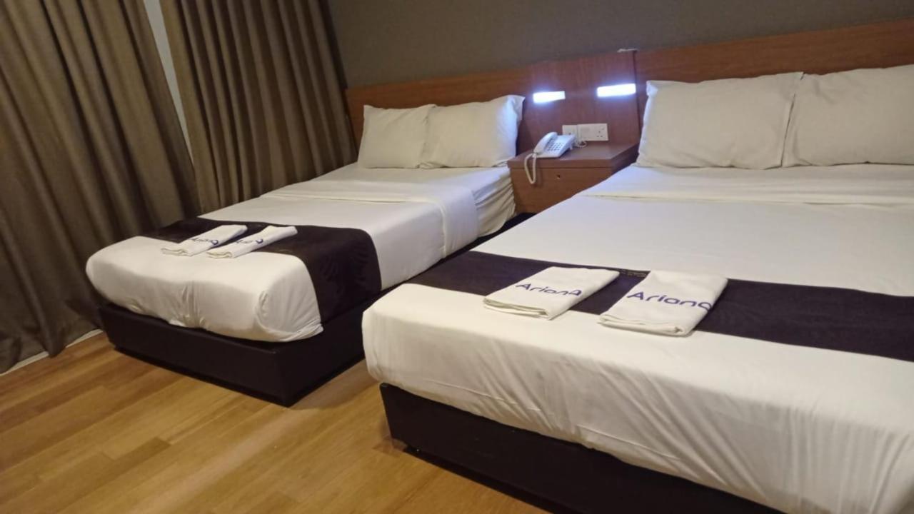 Golden Leaf Boutique Hotel Nusa Idaman Formerly Known As Ariana Hotel Johor Bahru Bagian luar foto