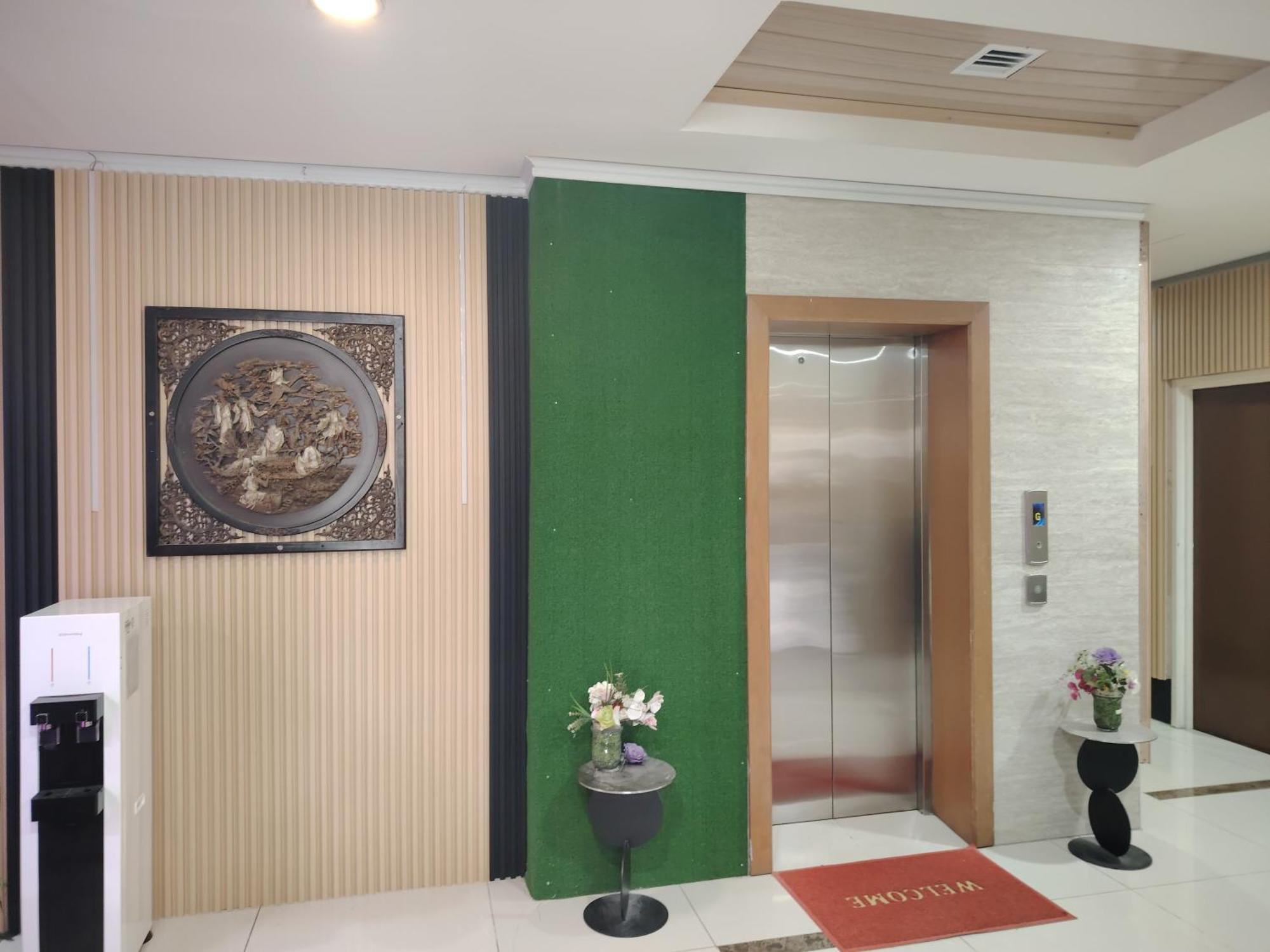 Golden Leaf Boutique Hotel Nusa Idaman Formerly Known As Ariana Hotel Johor Bahru Bagian luar foto